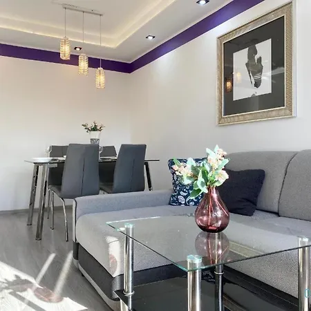 Violet - 10 Min To Old Town Gdansk,pkp & Shopping Mall