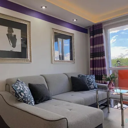 Apartmán Violet - 10 Min To Old Town Gdansk,pkp & Shopping Mall